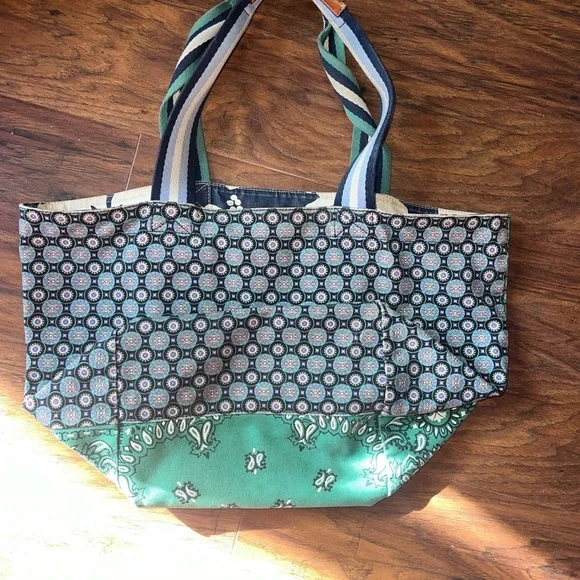 Sold - Picture 2 of 7